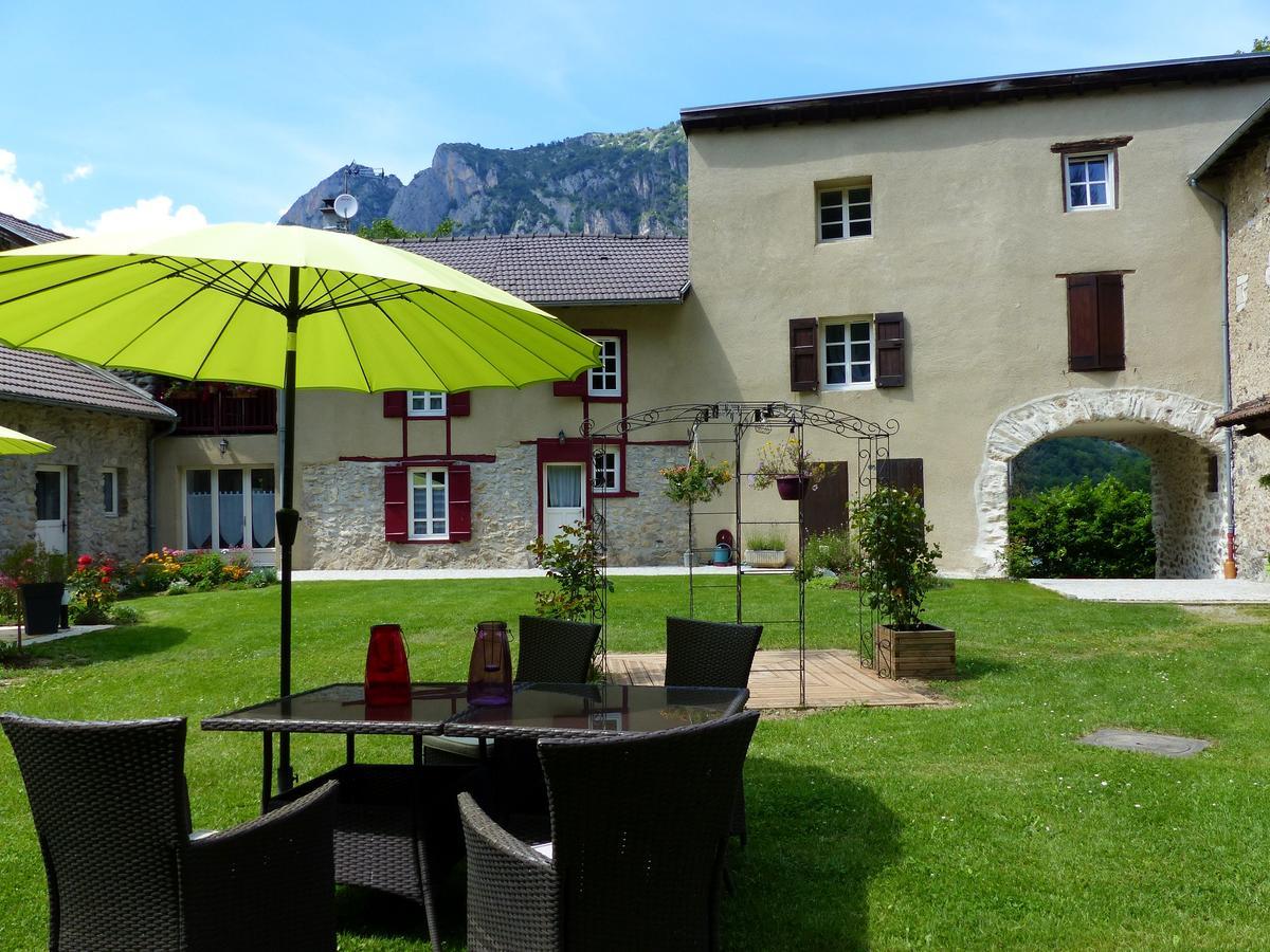 Maison D'Hotes Du Domaine Fournie Tarascon-sur-Ariège Екстериор снимка